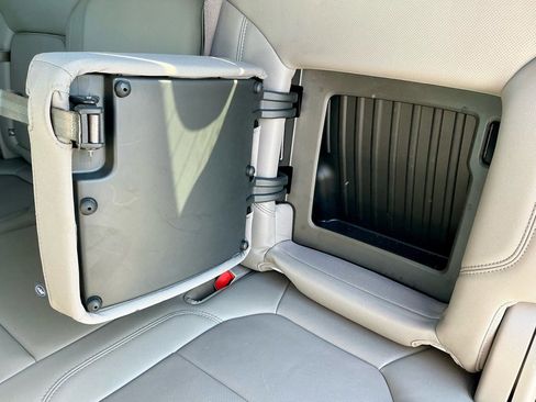 Used 2022 GMC Sierra 1500 SLT w/ SLT Premium Plus Package image 30