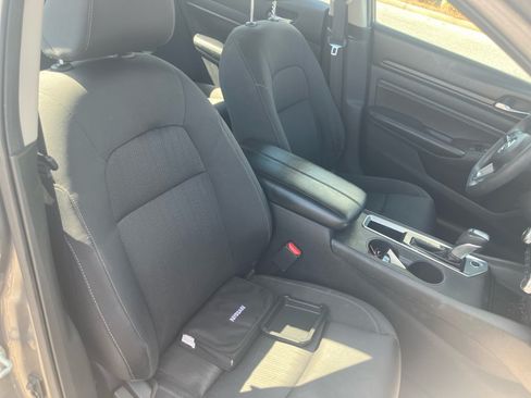 Used 2019 Nissan Altima 2.5 S FWD image 30