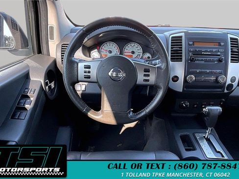 Used 2011 Nissan Xterra PRO-4X w/ Pro-4x Leather Pkg AWD/4WD image 5