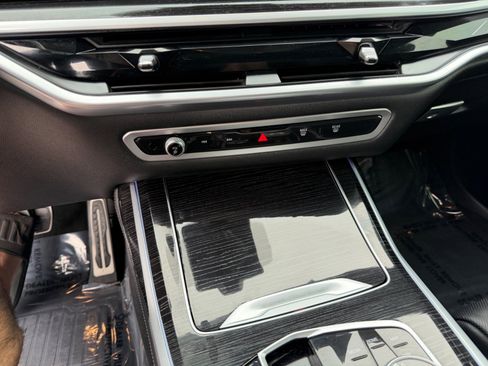Used 2024 BMW X7 M60i w/ Executive Package AWD/4WD image 33