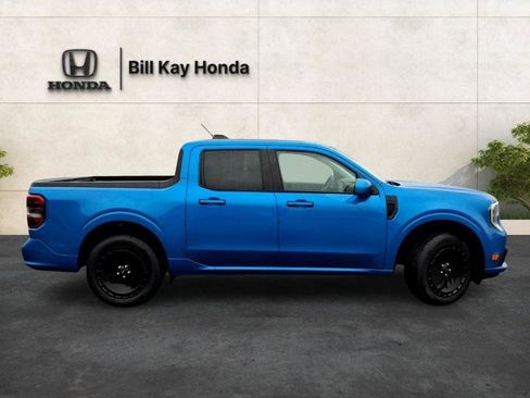 Used 2025 Ford Maverick Lobo AWD/4WD image 2