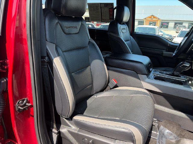 Used 2018 Ford F150 Raptor w/ Equipment Group 802A Luxury AWD/4WD image 41