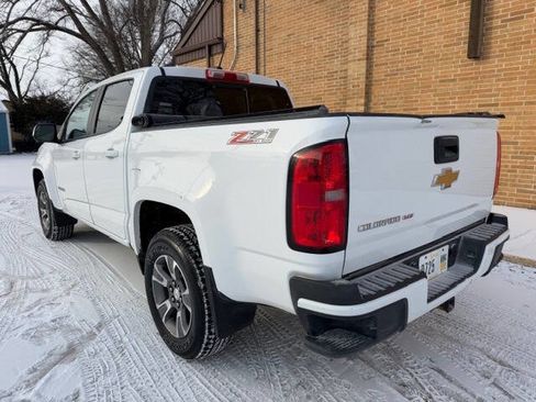 Used 2018 Chevrolet Colorado Z71 image 17