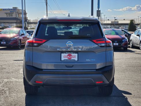 Used 2021 Nissan Rogue SL w/ Premium Package image 4