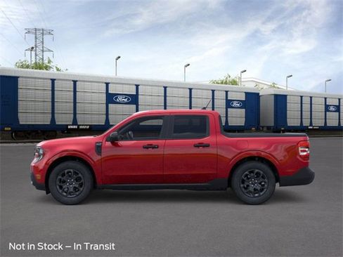 New 2026 Ford Maverick XLT image 3