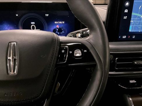 Used 2025 Lincoln Aviator Reserve w/ Jet Appearance Package AWD/4WD image 18