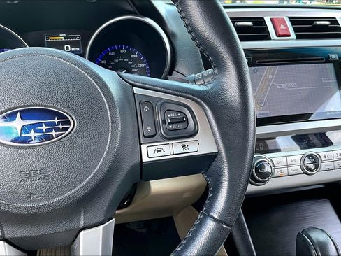 Used 2016 Subaru Outback 2.5i Limited AWD/4WD image 21