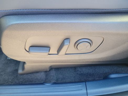 New 2026 Kia Carnival SX FWD image 25