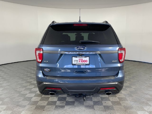 Used 2018 Ford Explorer XLT w/ Equipment Group 202A AWD/4WD image 16