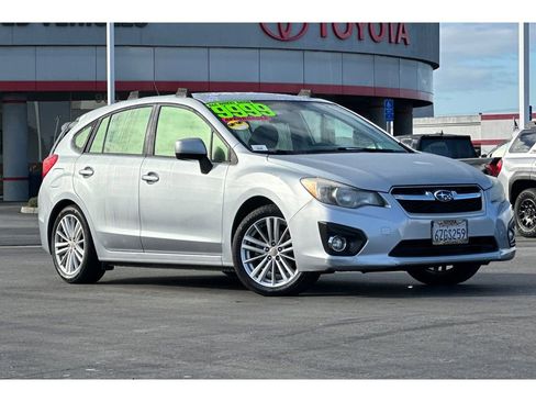 Used 2013 Subaru Impreza 2.0i Limited image 2
