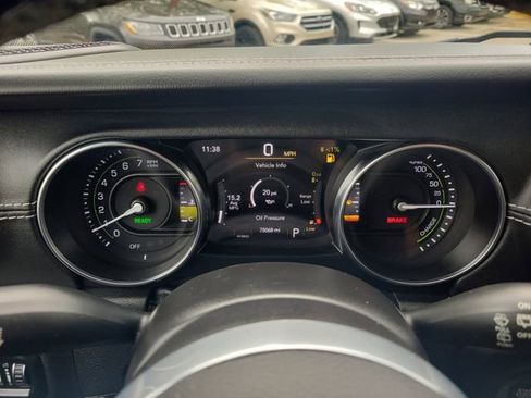 Used 2021 Jeep Wrangler Unlimited Sahara w/ Cold Weather Group AWD/4WD image 22