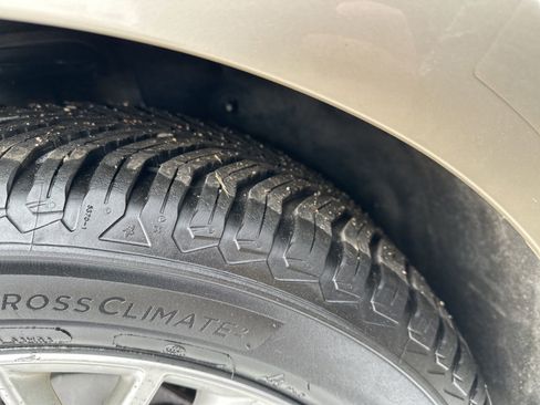 Used 2018 Lexus ES 350 w/ Navigation System Package image 6