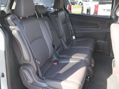 Used 2019 Honda Odyssey EX-L image 11