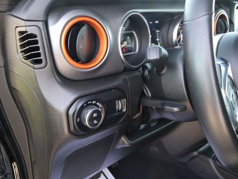 Used 2023 Jeep Gladiator Mojave w/ Trailer Tow Package image 20