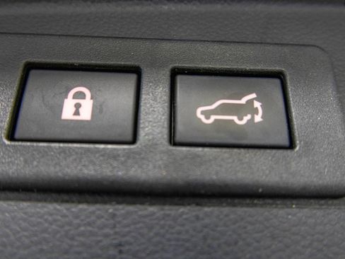 Used 2023 Subaru Outback Onyx Edition image 41