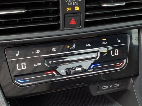 Certified 2026 Volkswagen Jetta Sport FWD image 28