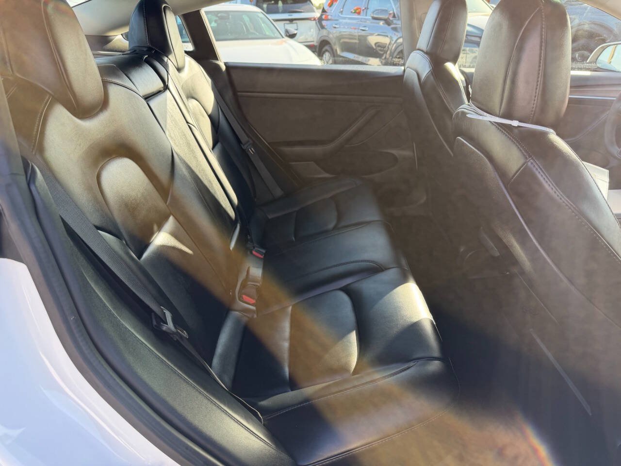 Used 2022 Tesla Model 3 Long Range AWD/4WD image 30