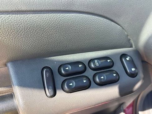 Used 2005 Ford Explorer Sport Trac 2WD image 11