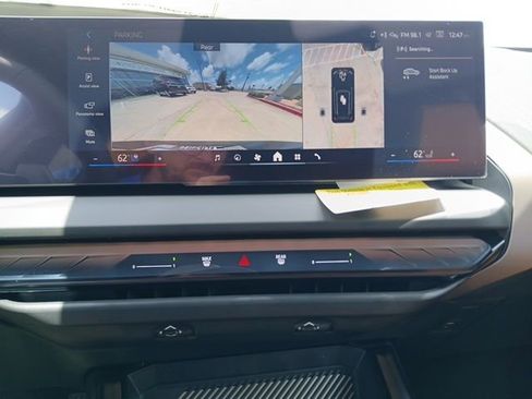 New 2025 BMW X3 xDrive30i w/ Premium Package image 23