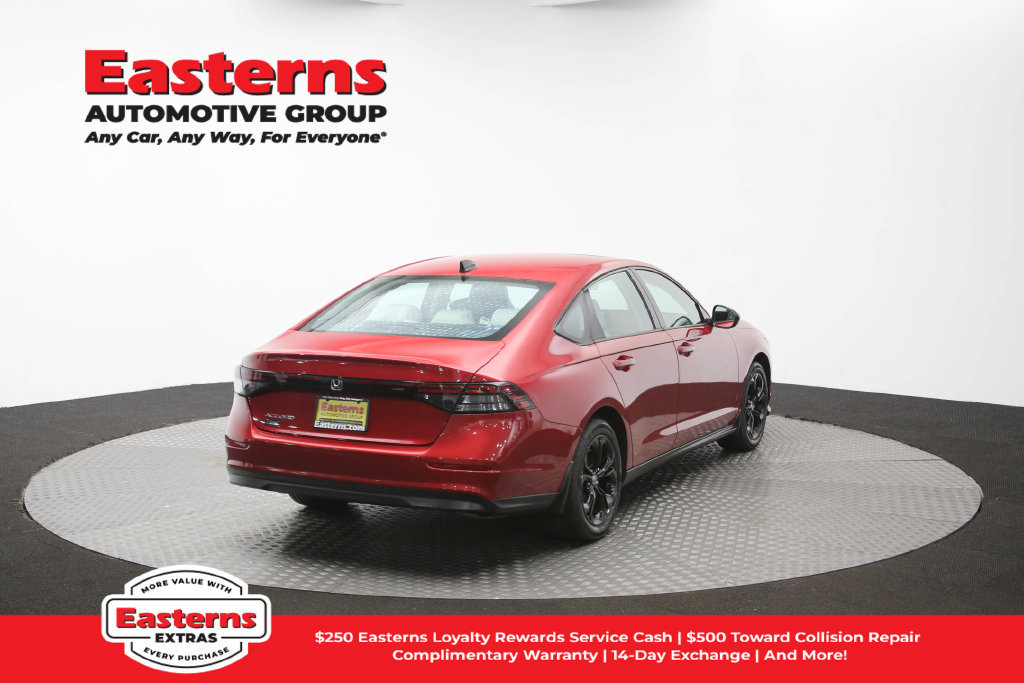 Used 2025 Honda Accord SE image 40
