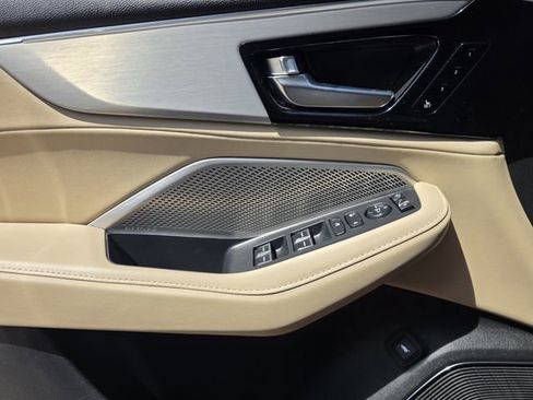 Used 2022 Acura MDX FWD w/ Technology Package image 17