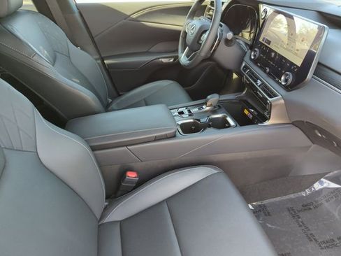 Used 2024 Lexus RX 350 Premium image 15