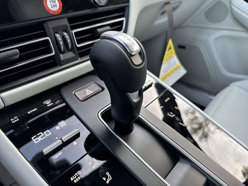 New 2026 Porsche Macan S image 16