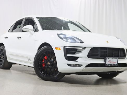 Used 2017 Porsche Macan GTS w/ Premium Package Plus AWD/4WD image 7