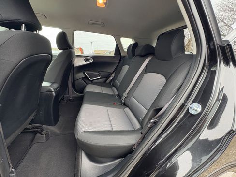 Used 2025 Kia Soul LX w/ LX Technology Package image 22