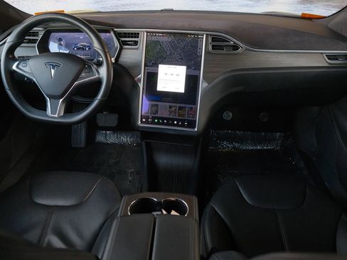 Used 2014 Tesla Model S 85 image 18