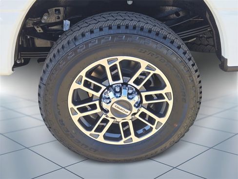 New 2026 Ford F250 Platinum w/ Platinum Plus Package image 5