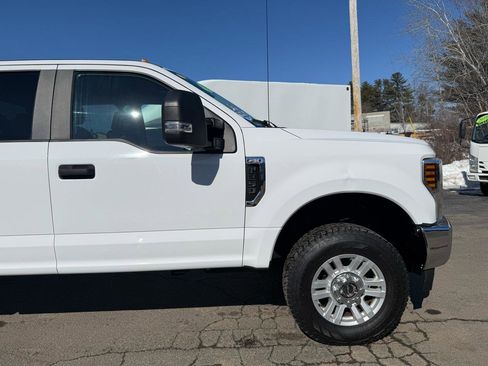 Used 2019 Ford F250 XL w/ STX Appearance Package image 12