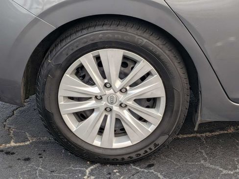 Used 2024 Nissan Sentra S FWD image 11