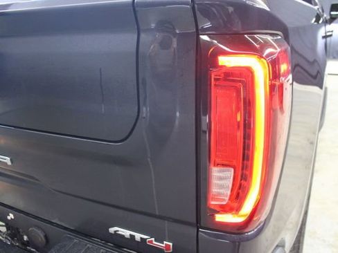 Used 2024 GMC Sierra 1500 AT4 w/ Technology Package AWD/4WD image 50