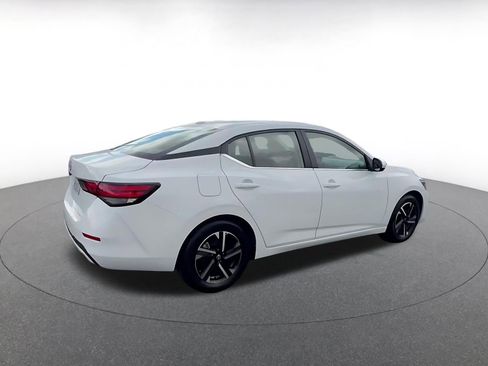 Used 2025 Nissan Sentra SV image 15