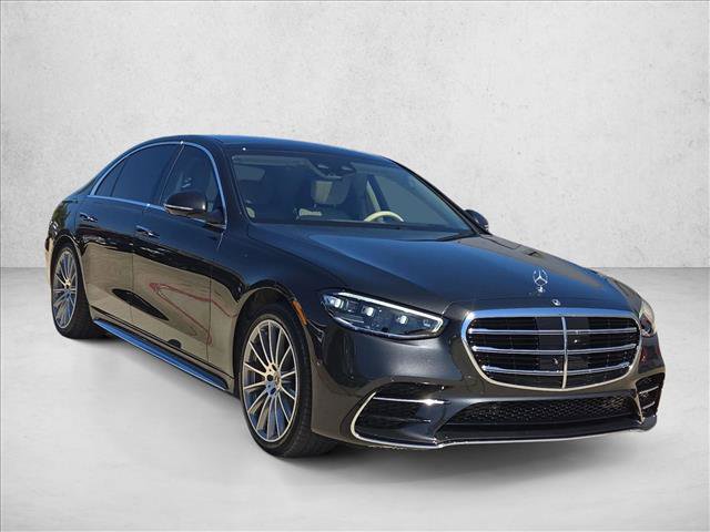 Used 2022 Mercedes-Benz S 500 4MATIC image 3