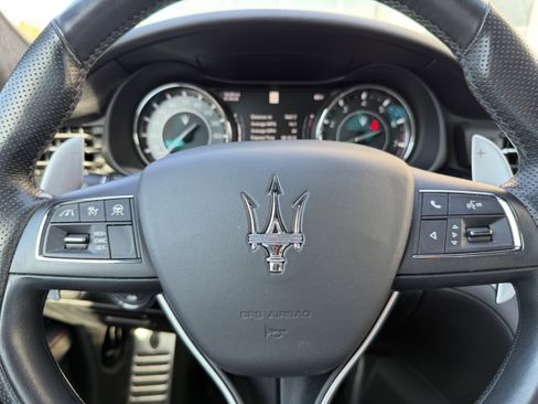 Used 2022 Maserati Quattroporte GT image 39