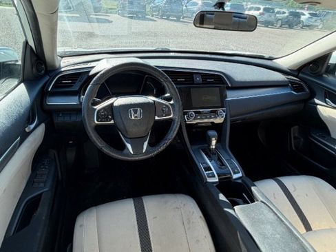 Used 2017 Honda Civic EX image 5