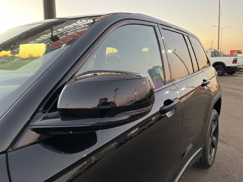 New 2025 Jeep Grand Cherokee Limited w/ Black Appearance Package image 48