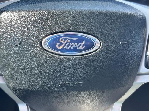 Used 2023 Ford Explorer Limited w/ Limited Technology Package image 21