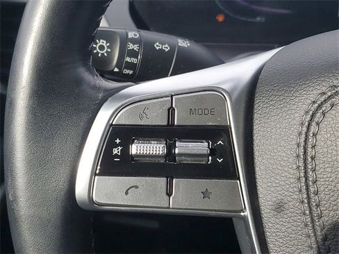 Certified 2023 Kia Telluride S image 22