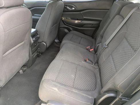 Used 2018 GMC Acadia SLE FWD image 17