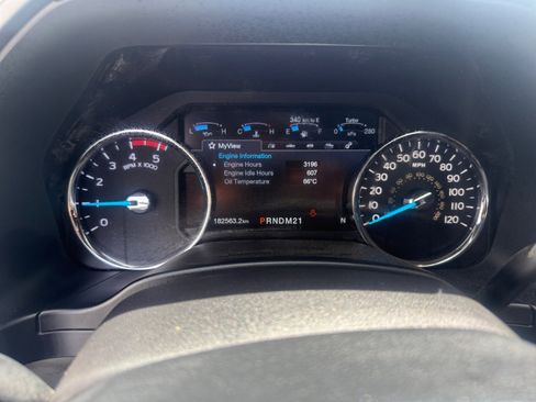 Used 2019 Ford F350 Platinum w/ Platinum Ultimate Package AWD/4WD image 19
