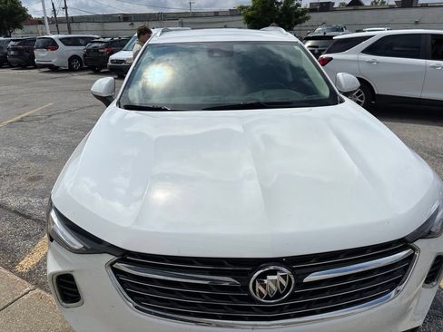 Used 2023 Buick Envision Essence FWD image 6