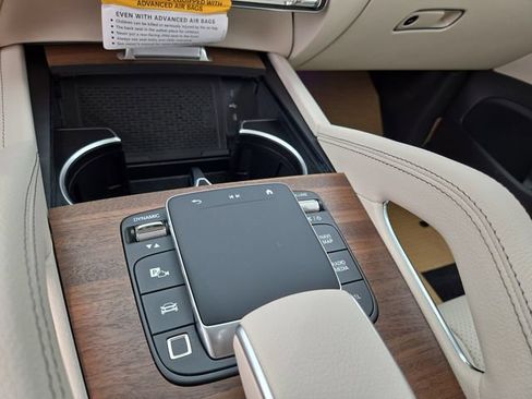 New 2026 Mercedes-Benz GLE 450 4MATIC image 17