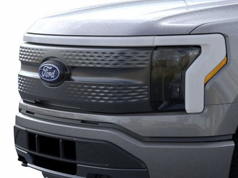 New 2025 Ford F150 Lightning XLT image 17