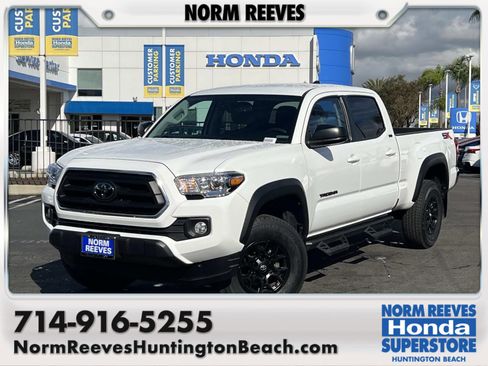 Used 2023 Toyota Tacoma SR5 image 1