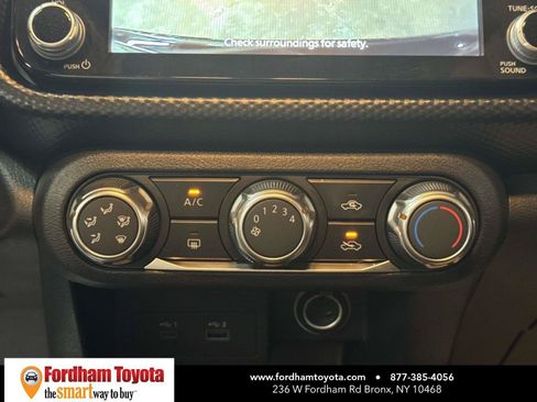 Used 2023 Nissan Kicks SV FWD image 27