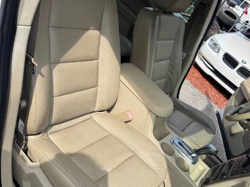 Used 2005 Ford Freestyle SEL AWD/4WD image 11