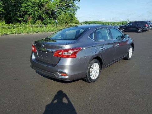 Used 2019 Nissan Sentra SV FWD image 5